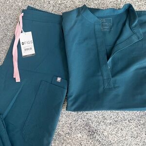 Figs Scrubs Caribbean blue Set, Rafaela top, medium (worn once) NWT Medium Yola